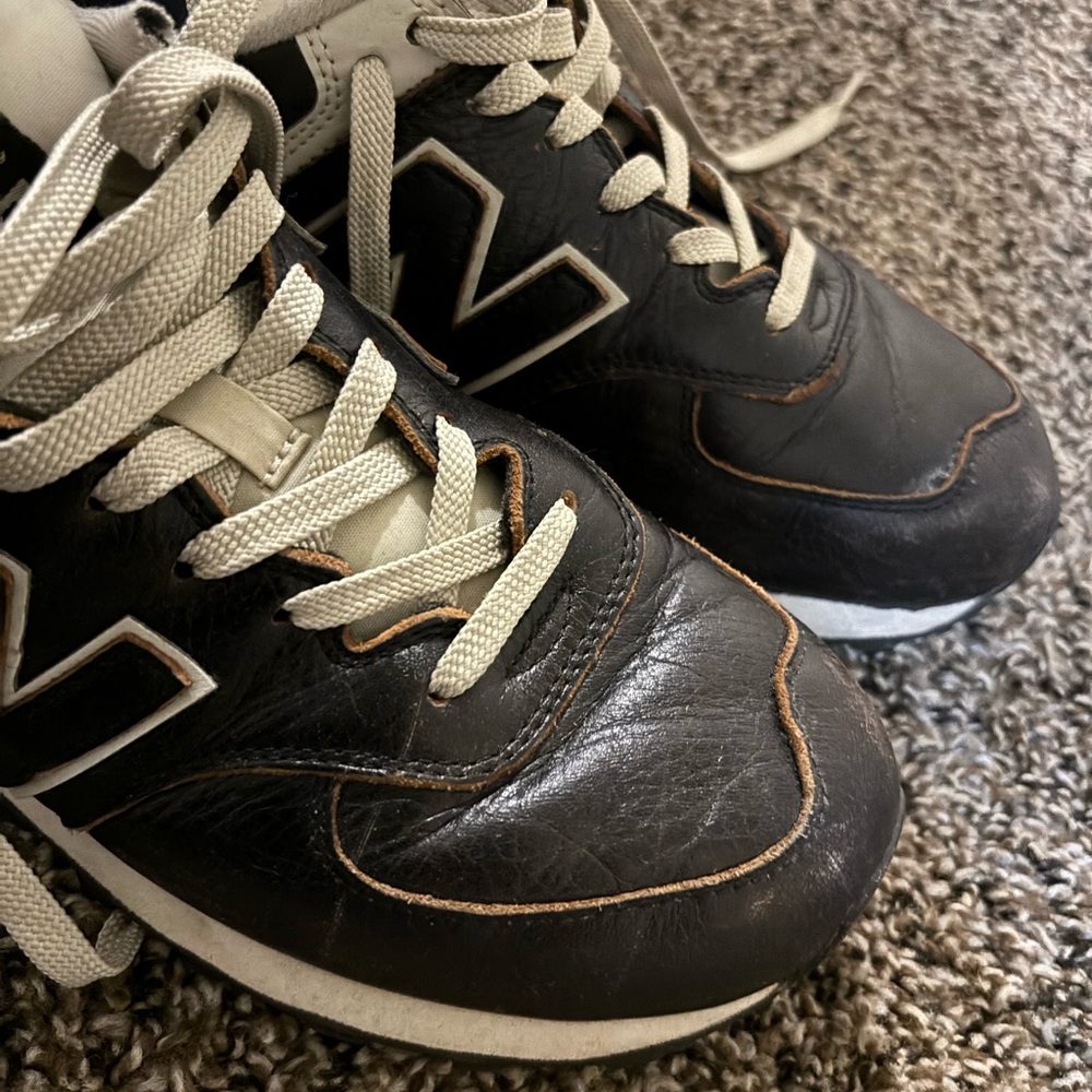 New Balance
Men's Brown 574 Leather Sherpa